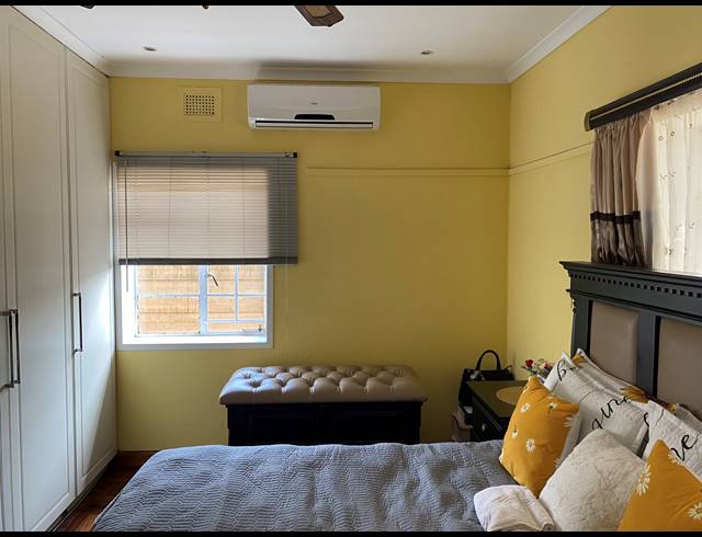 3 BEDROOM HOUSE RENTED IN NAPIERVILLE